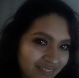 Meet your Posher, Yanelis